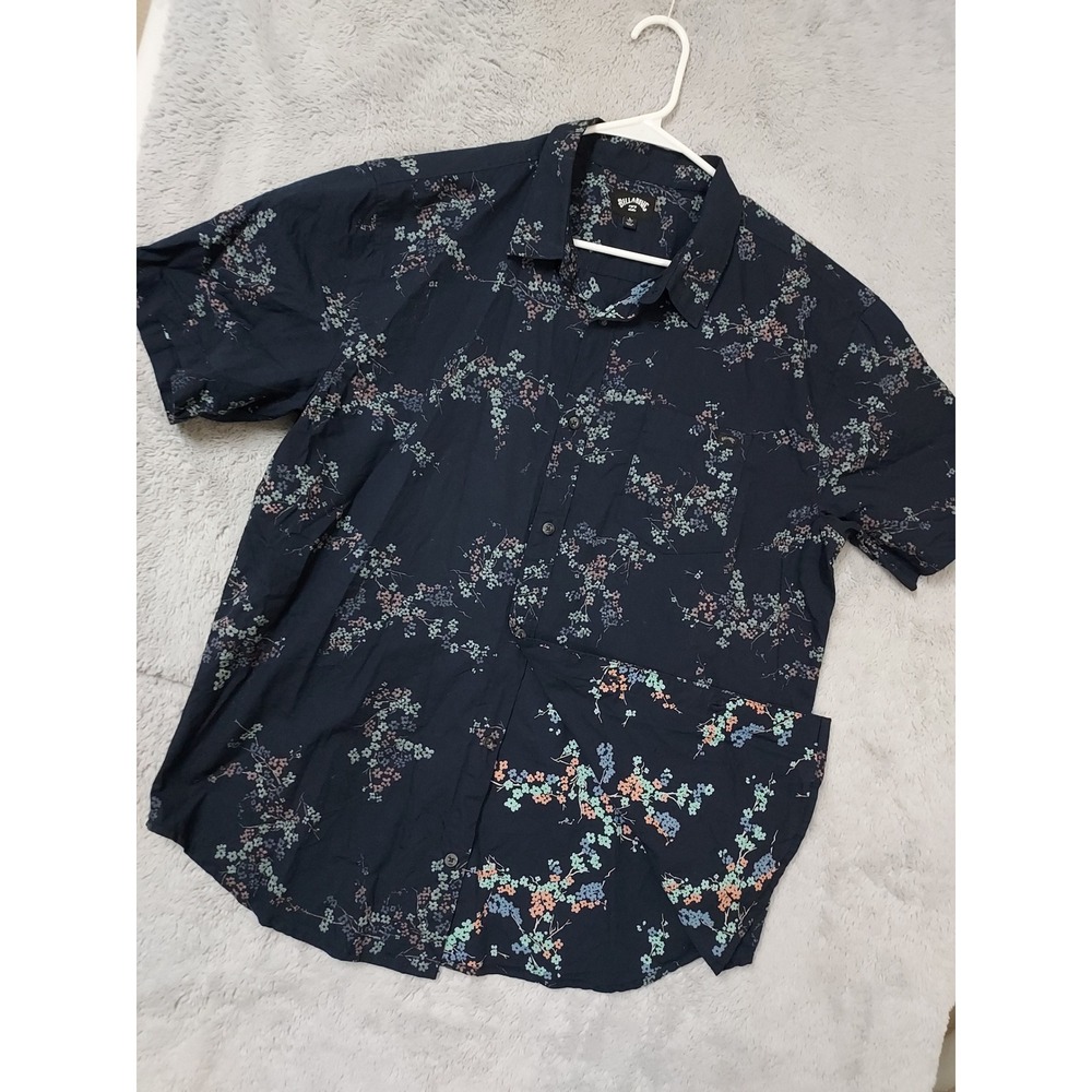 Billabong Shirt Mens Large Floral Short Sleeve Button Down Reverse Print Surfer